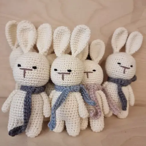[RABBITRATTLE] Hochet en crochet - Lapin: Bleu